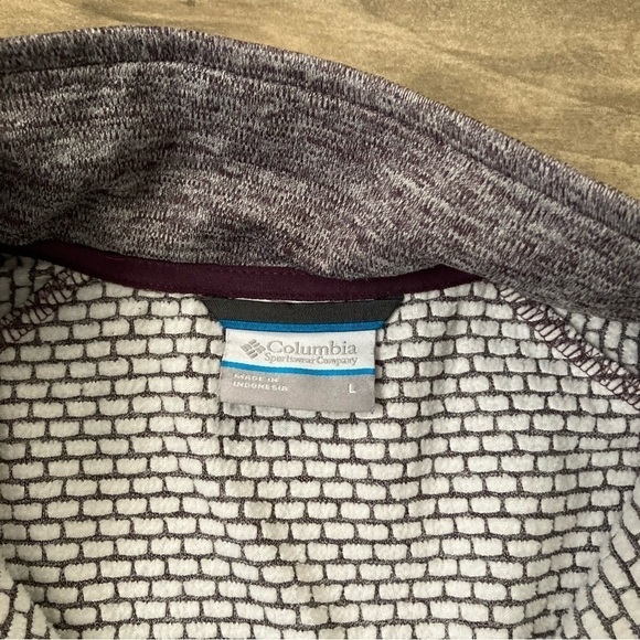 Columbia Pullover Sweater | Size L - Picture 4 of 5